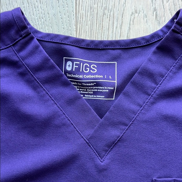 Figs Purple Scrub Set - Picture 4 of 7